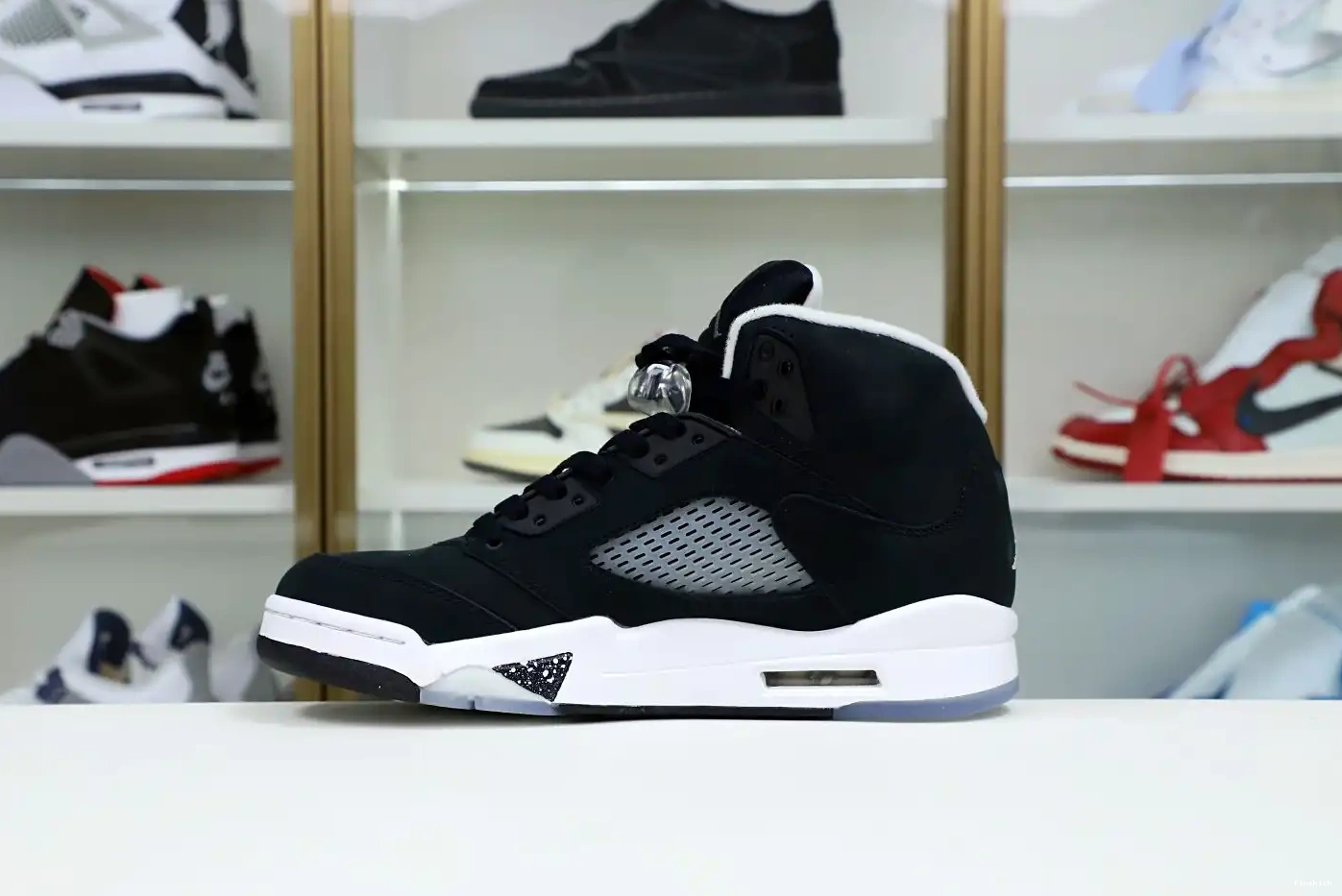 AIR 5 JORDAN 2021 RETRO 'OREO' 0704